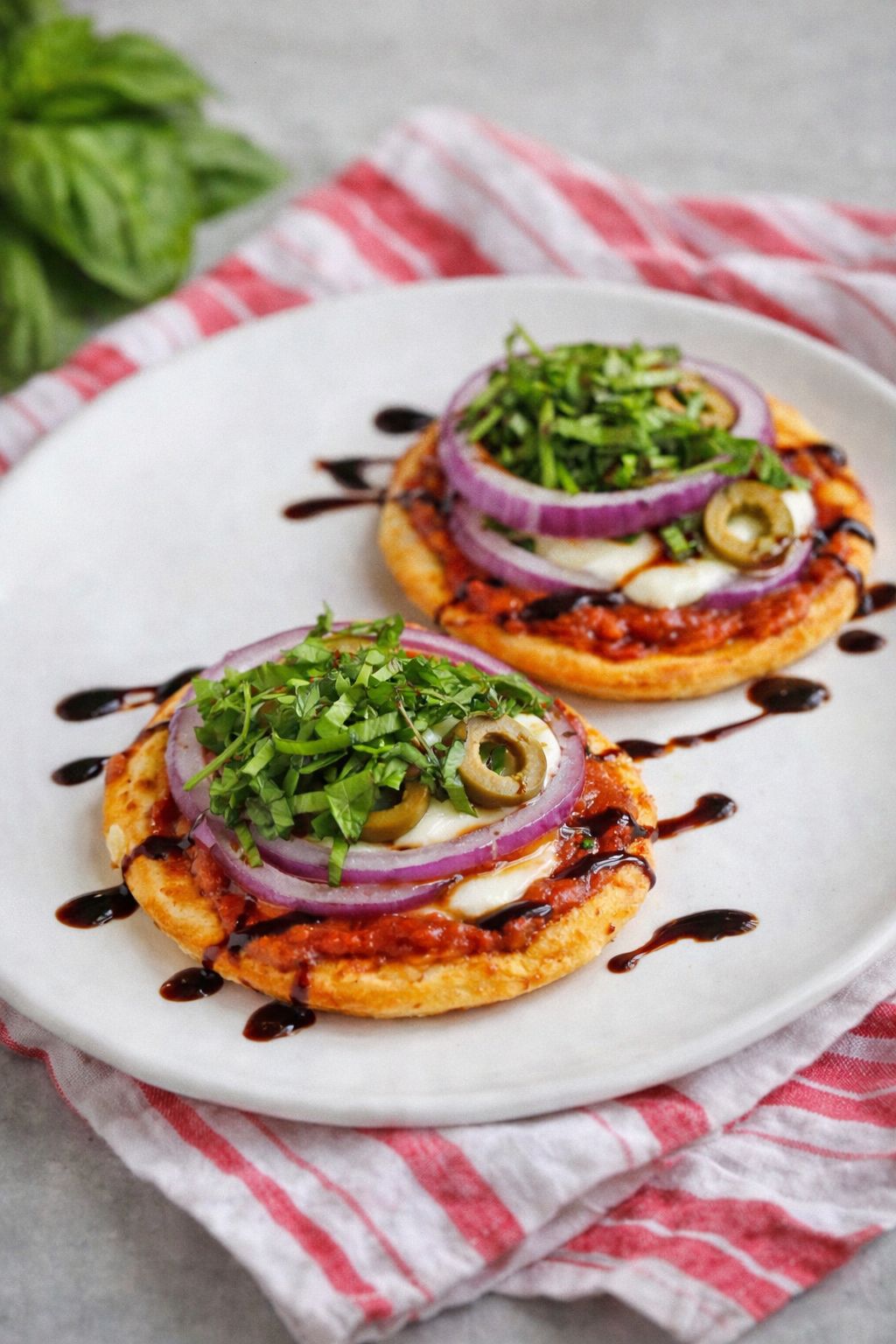 Margherita Pizza (Cloud Bread)